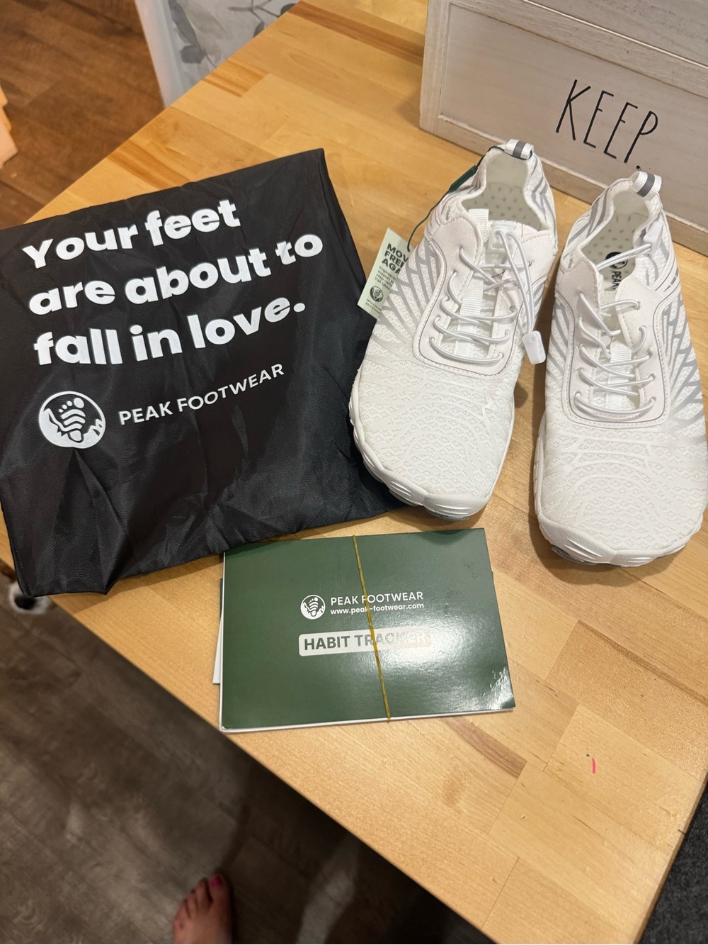 Women’s White Athletic Sneakers — Lightweight Comfort